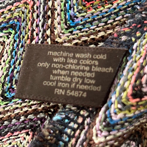 The Limited Multi Colored Cap Sleeve Top Blouse. Size Small - Picture 12 of 12